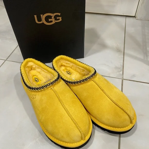 UGG | Shoes | Ugg Mens Tasman Slippers | Poshmark display picture 2